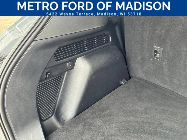 Certified 2024 Ford Escape Platinum AWD/4WD image 39