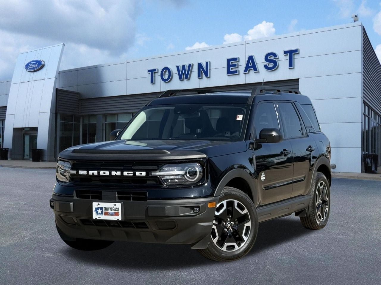 Certified 2024 Ford Bronco Sport Outer Banks w/ Tech Package