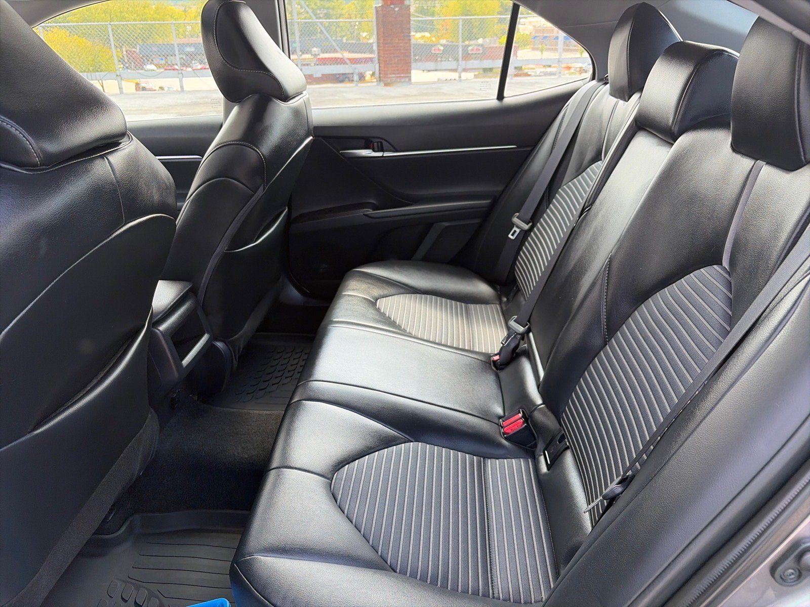 Used 2024 Toyota Camry SE FWD image 20
