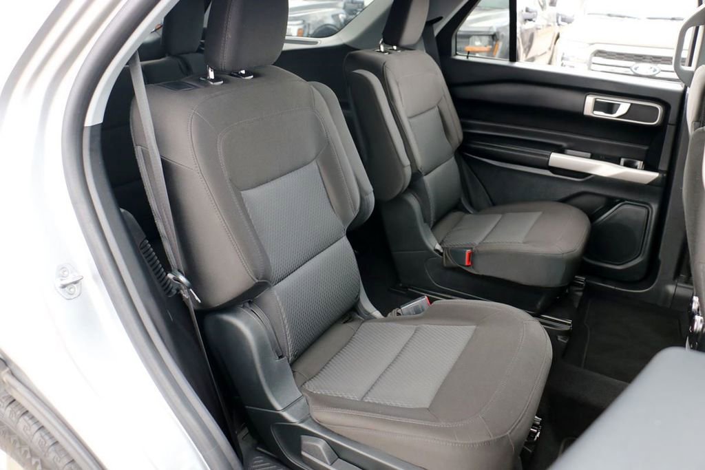 Certified 2022 Ford Explorer XLT image 29