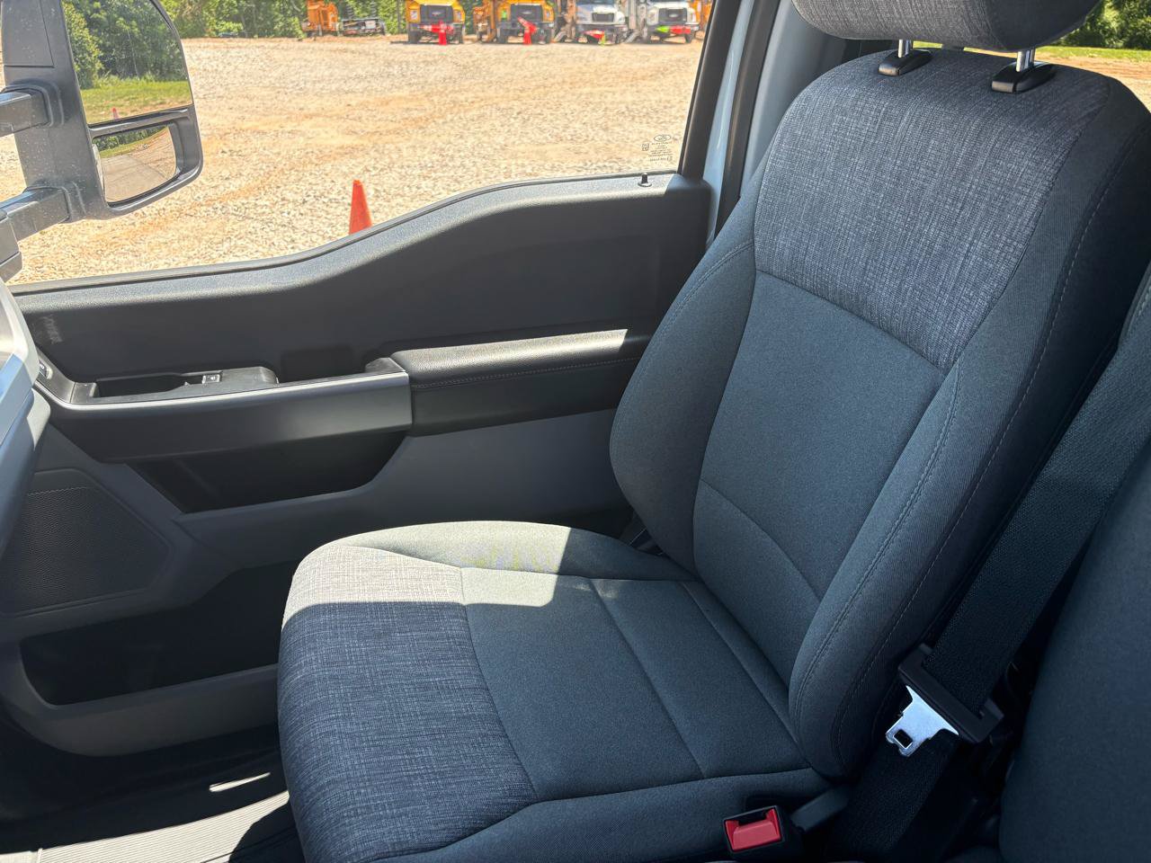 Certified 2025 Ford F250 XLT AWD/4WD image 23
