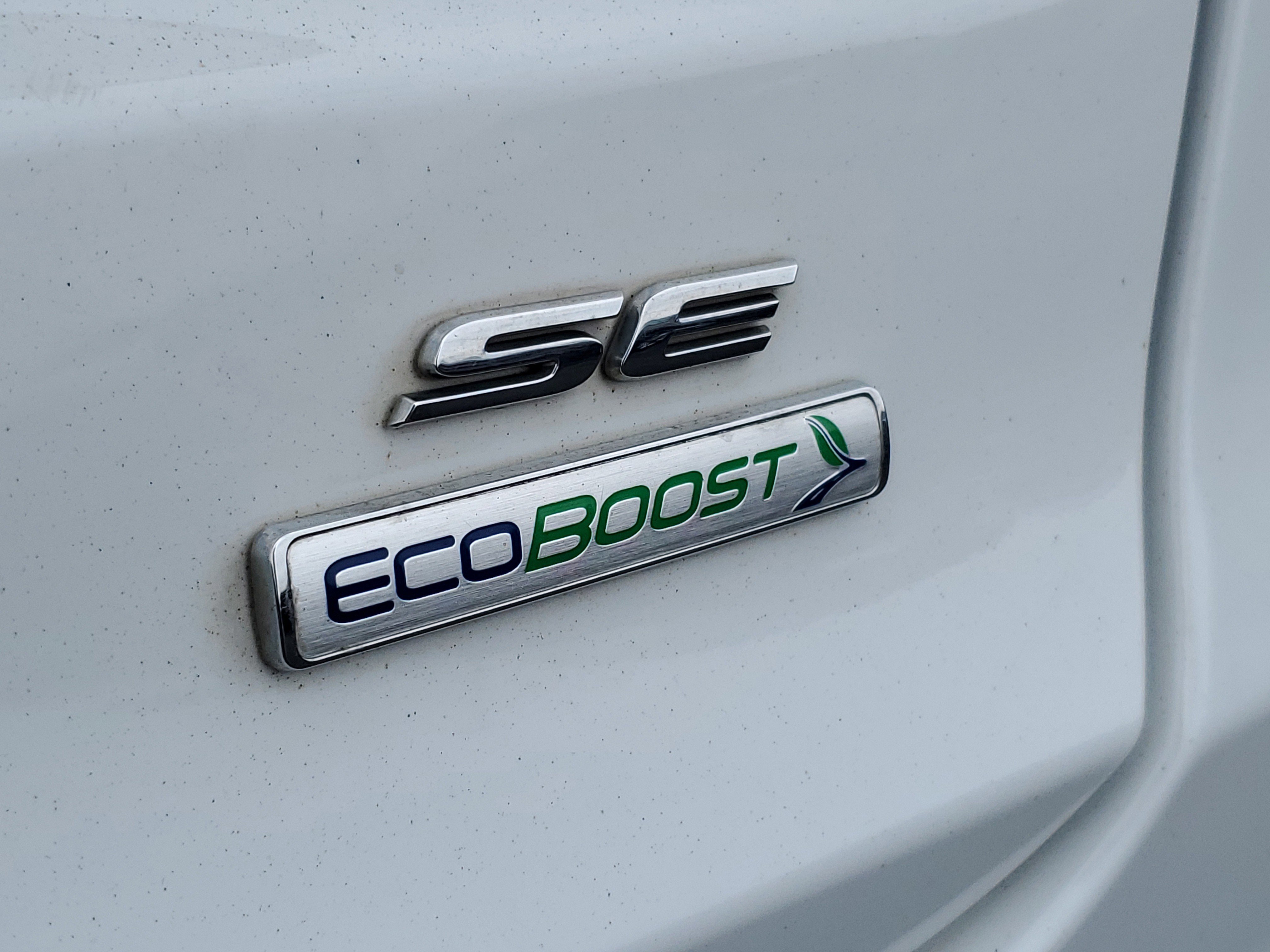 Certified 2019 Ford Fusion SE w/ Equipment Group 151A image 8