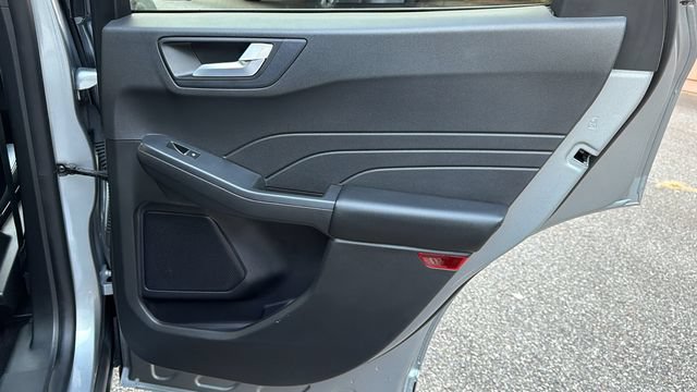 Certified 2024 Ford Escape Platinum AWD/4WD image 16