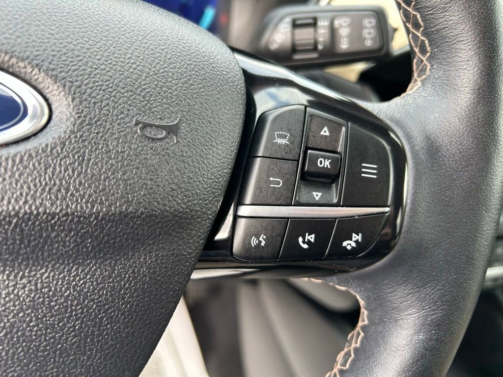 Certified 2022 Ford Escape Titanium w/ Titanium Elite Package image 24