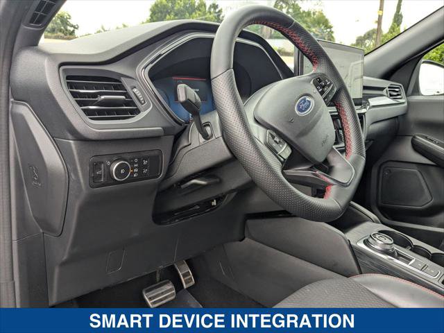 Certified 2023 Ford Escape ST-Line Elite AWD/4WD image 12