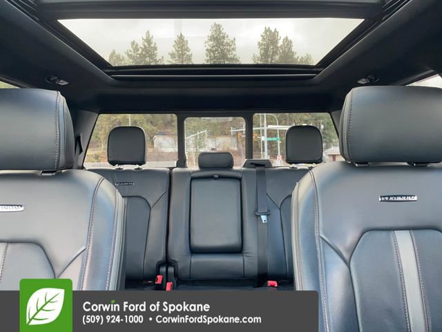 Certified 2022 Ford F450 Platinum w/ FX4 Off-Road Package image 42