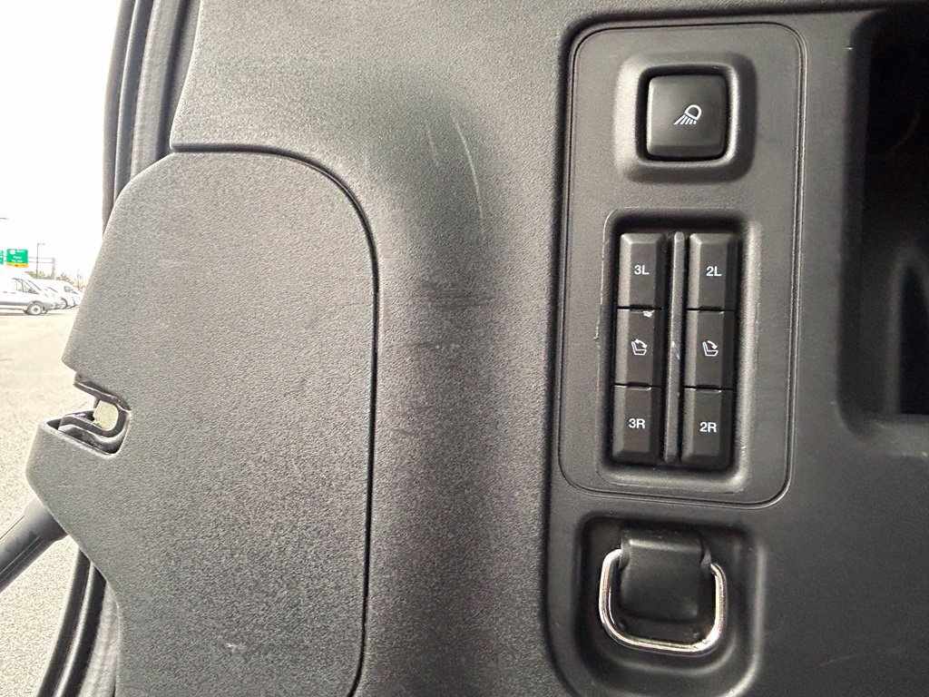 Certified 2025 Ford Expedition Active AWD/4WD image 28
