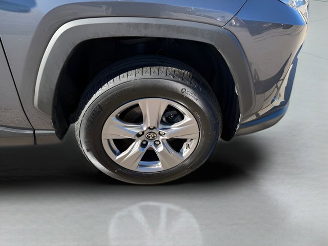 Used 2023 Toyota RAV4 XLE AWD/4WD image 29