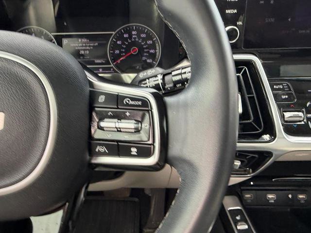 Used 2022 Kia Sorento SX AWD/4WD image 16