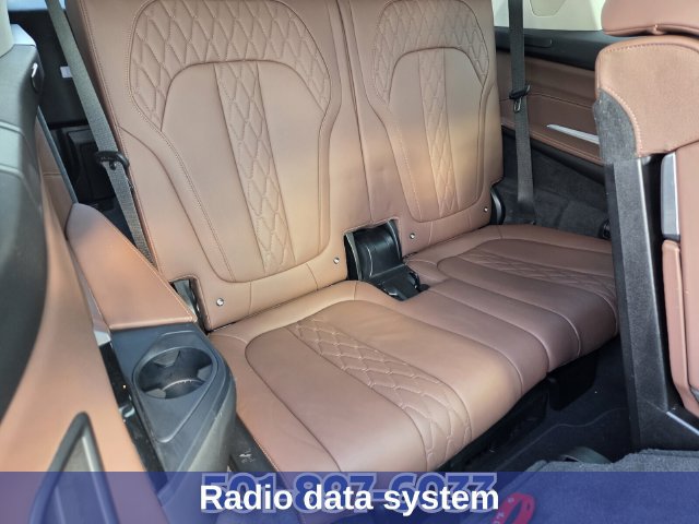 Used 2025 BMW X7 xDrive40i AWD/4WD image 17