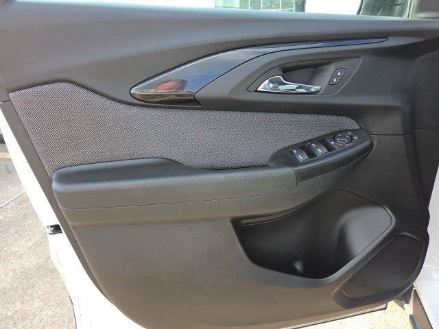 Used 2021 Chevrolet TrailBlazer LT w/ Premium Seating Package FWD image 30