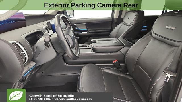 Certified 2025 Ford Expedition Max Platinum image 13