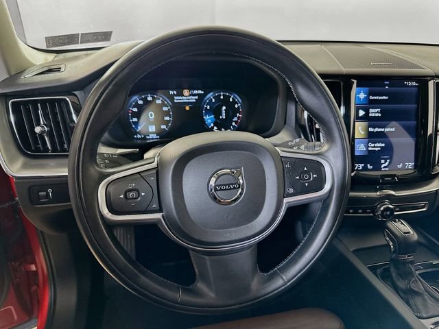 Used 2019 Volvo XC60 T5 Momentum w/ Multimedia Package image 13