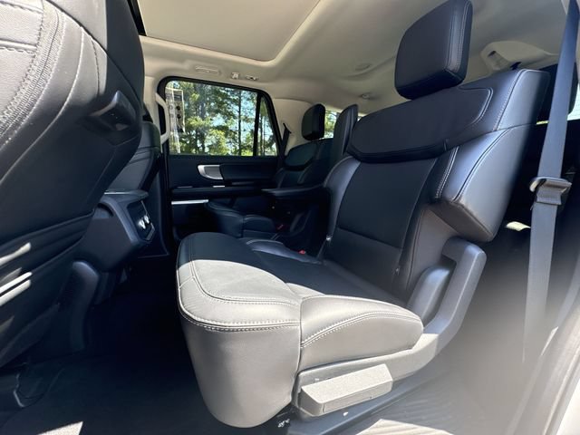 Certified 2025 Ford Expedition Platinum AWD/4WD image 23