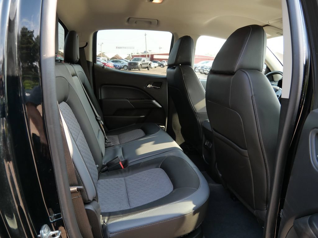 Used 2022 Chevrolet Colorado Z71 AWD/4WD image 12