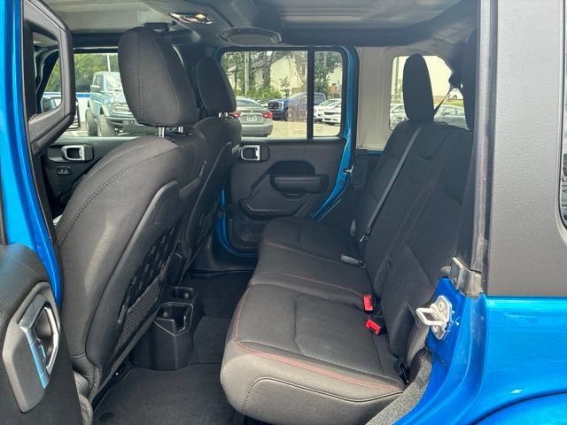 Used 2022 Jeep Wrangler Unlimited Rubicon w/ Cold Weather Group AWD/4WD image 79