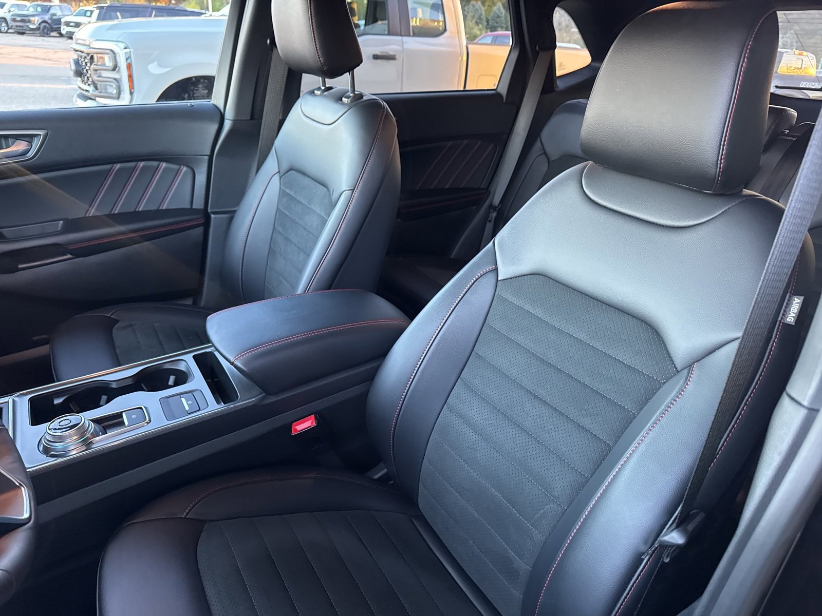 Certified 2024 Ford Edge ST-Line image 22