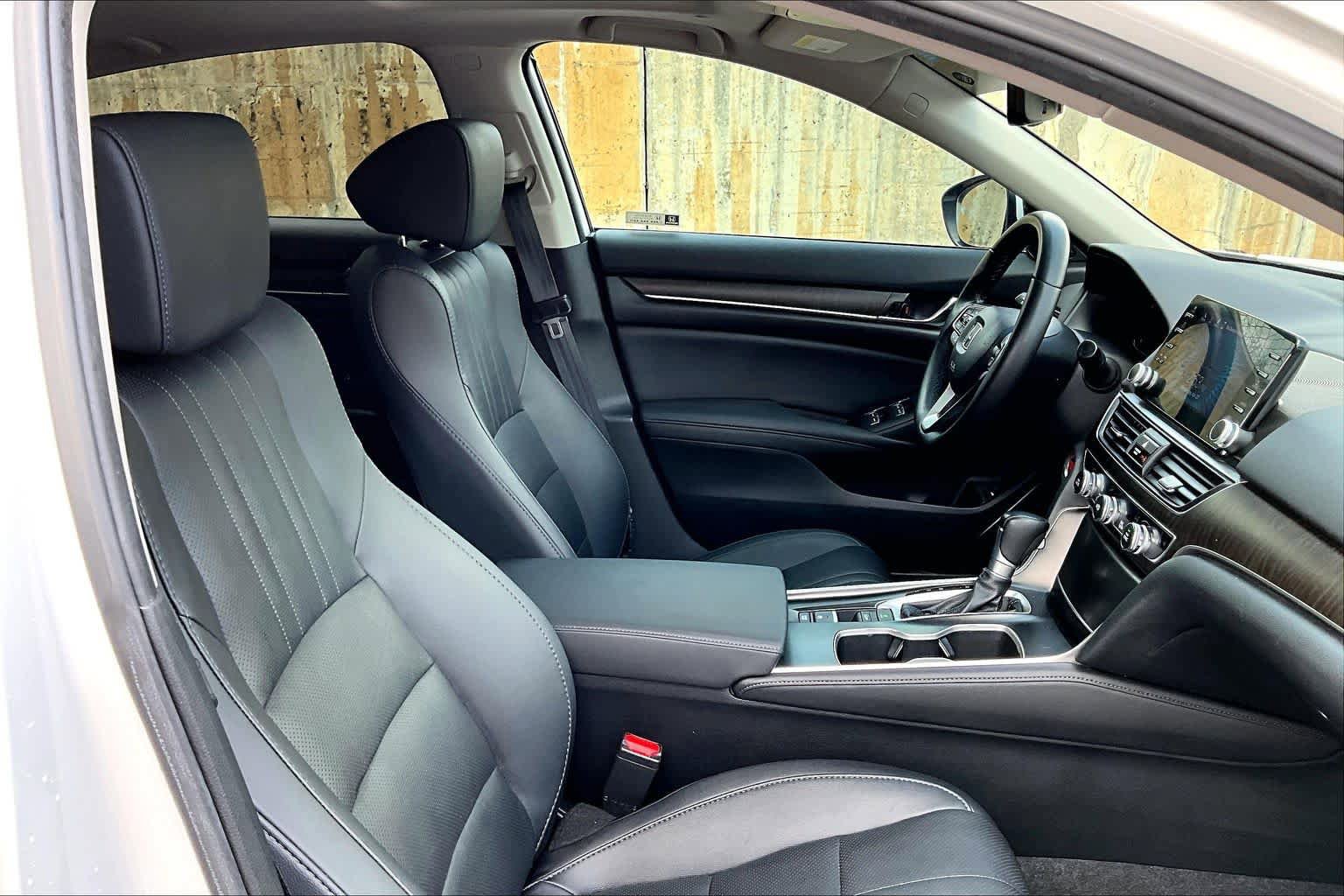 Used 2021 Honda Accord EX-L image 9