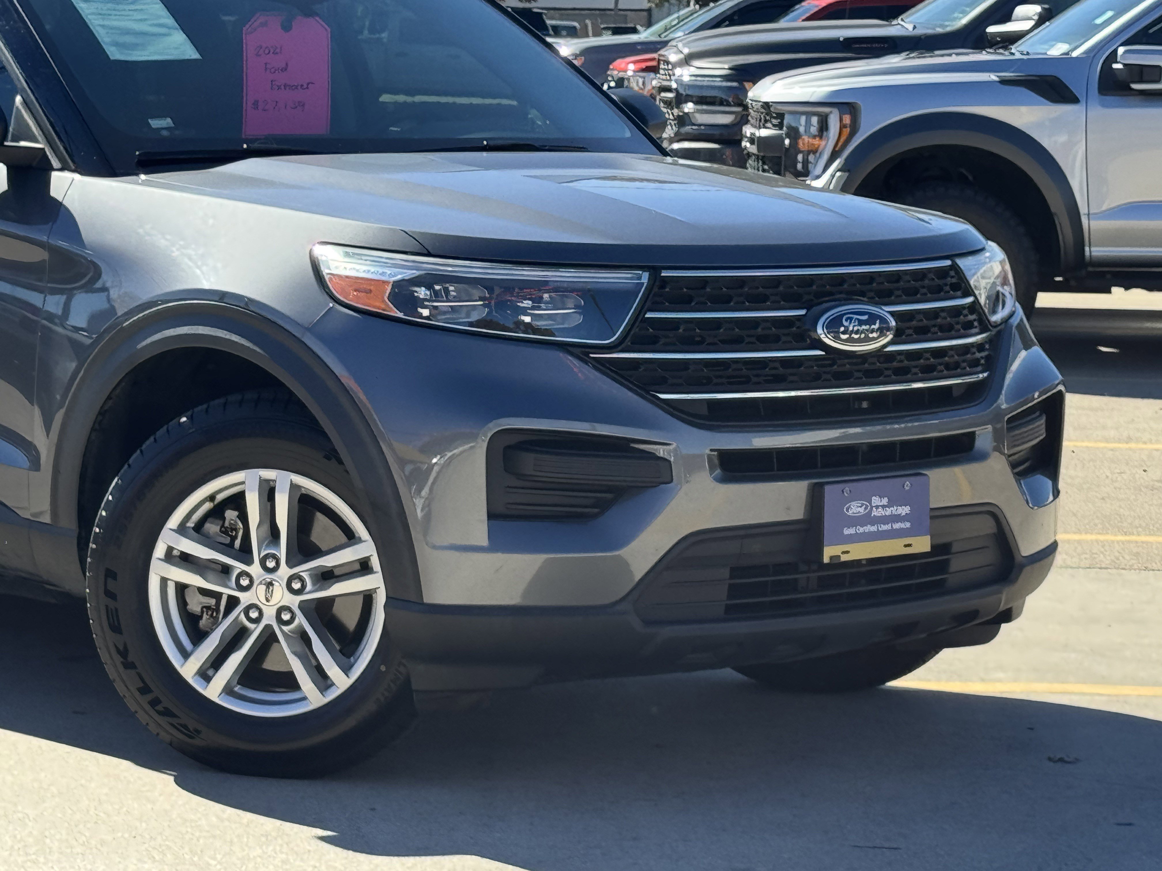 Certified 2021 Ford Explorer XLT image 2