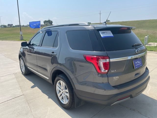 Certified 2019 Ford Explorer XLT w/ Equipment Group 202A AWD/4WD image 6