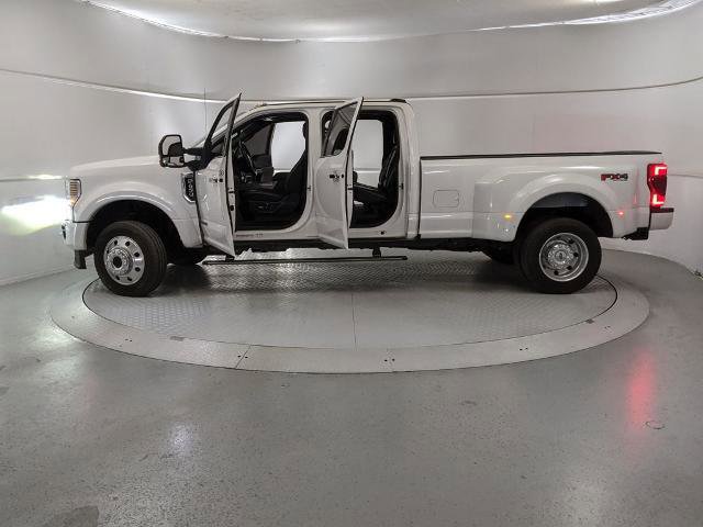 Certified 2020 Ford F450 Platinum w/ FX4 Off-Road Package image 13