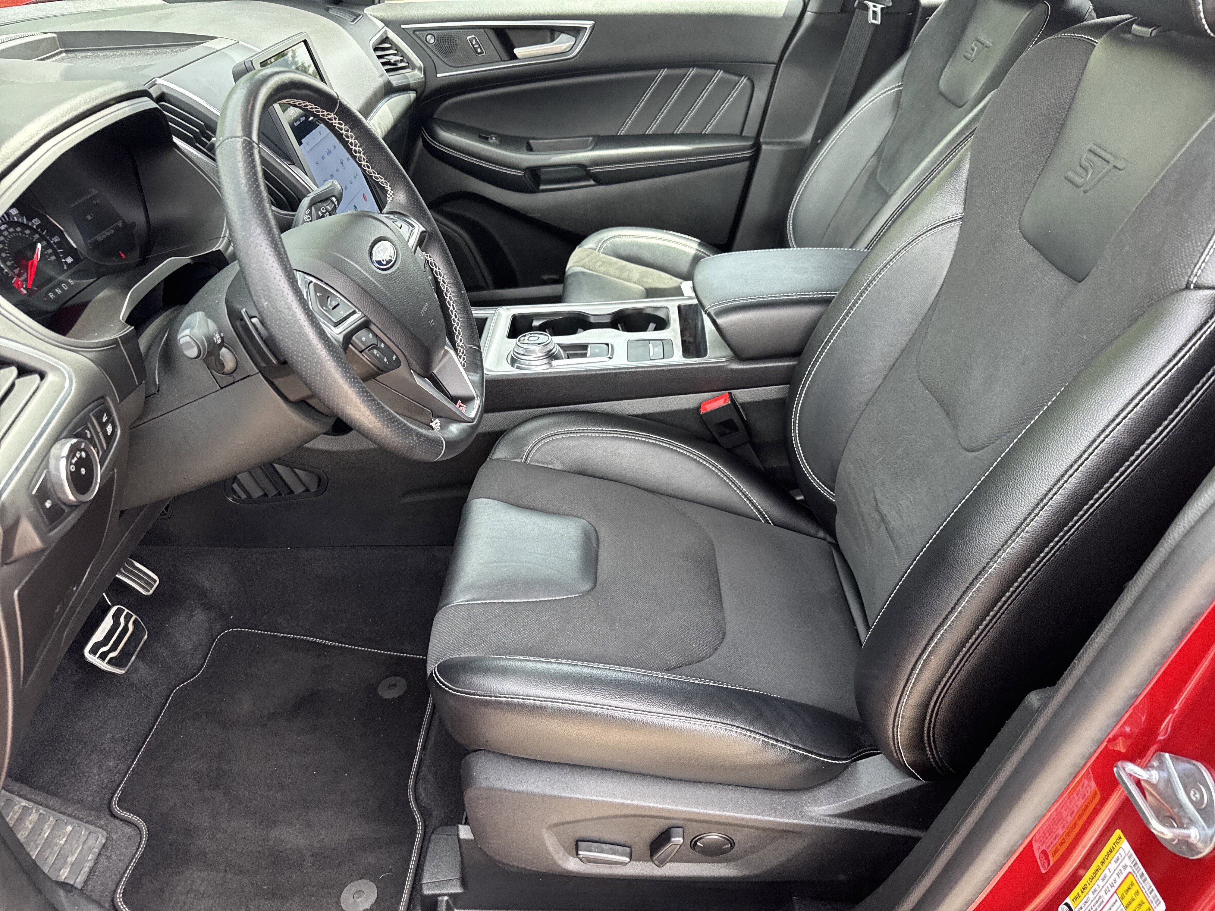 Certified 2023 Ford Edge ST AWD/4WD image 10