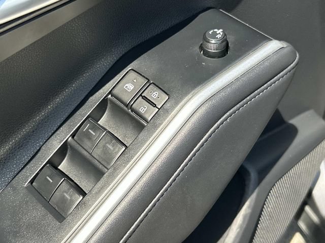 Used 2023 Toyota Highlander XSE FWD image 35
