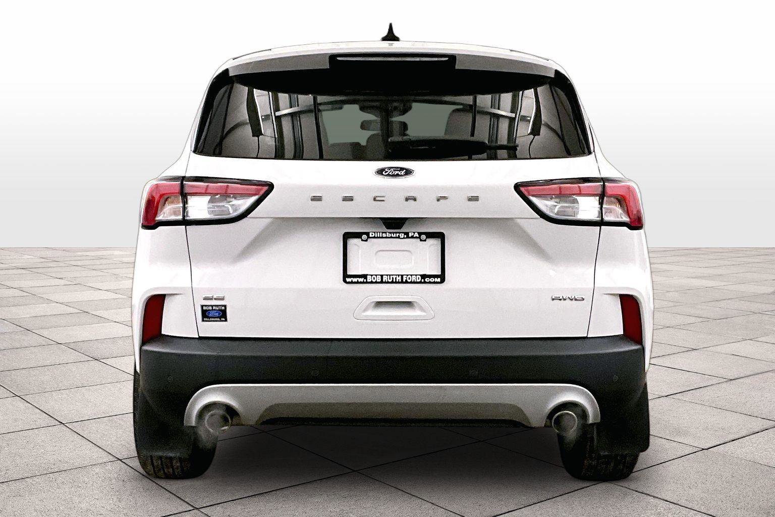 Certified 2021 Ford Escape SE image 4
