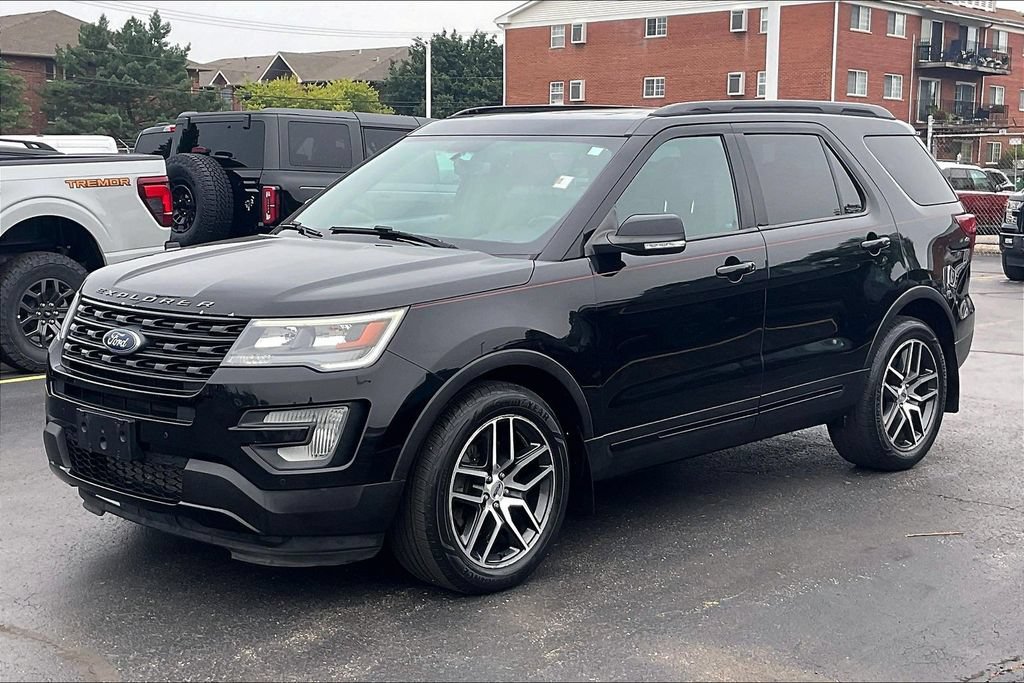 Certified 2017 Ford Explorer Sport AWD/4WD image 7