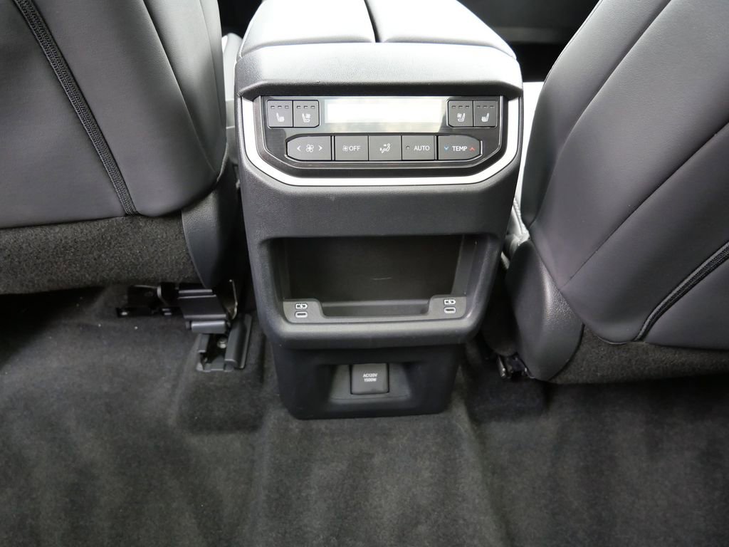 Used 2024 Lexus TX 500h AWD w/ Technology Package image 12