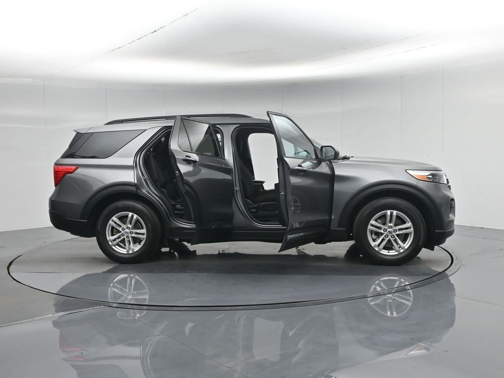 Certified 2023 Ford Explorer XLT image 59
