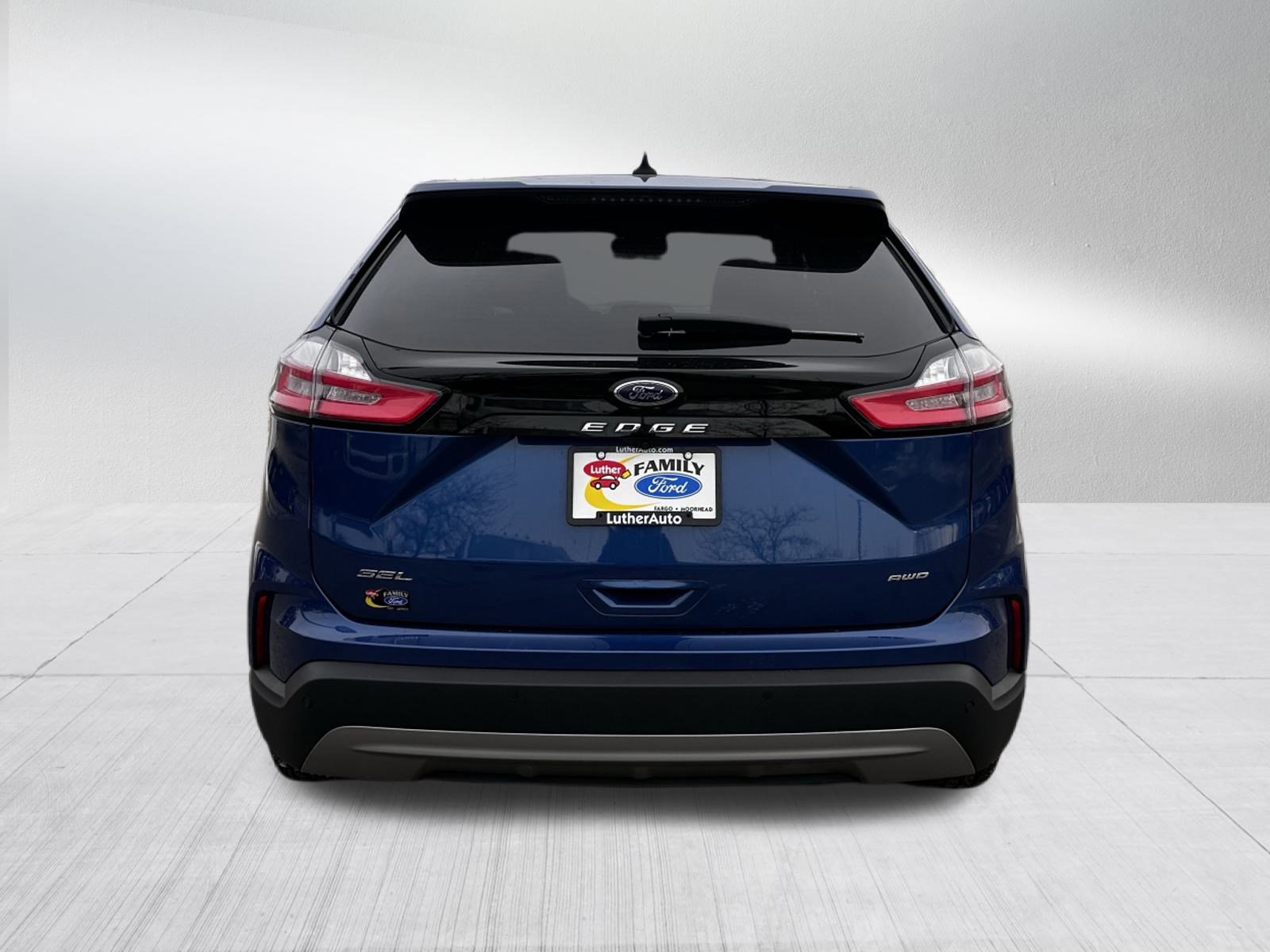 Certified 2024 Ford Edge SEL w/ Convenience Package image 4