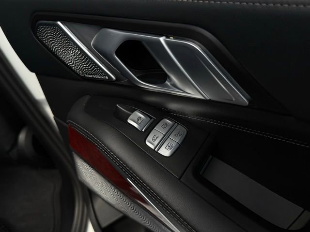 Used 2024 BMW ALPINA XB7 image 38