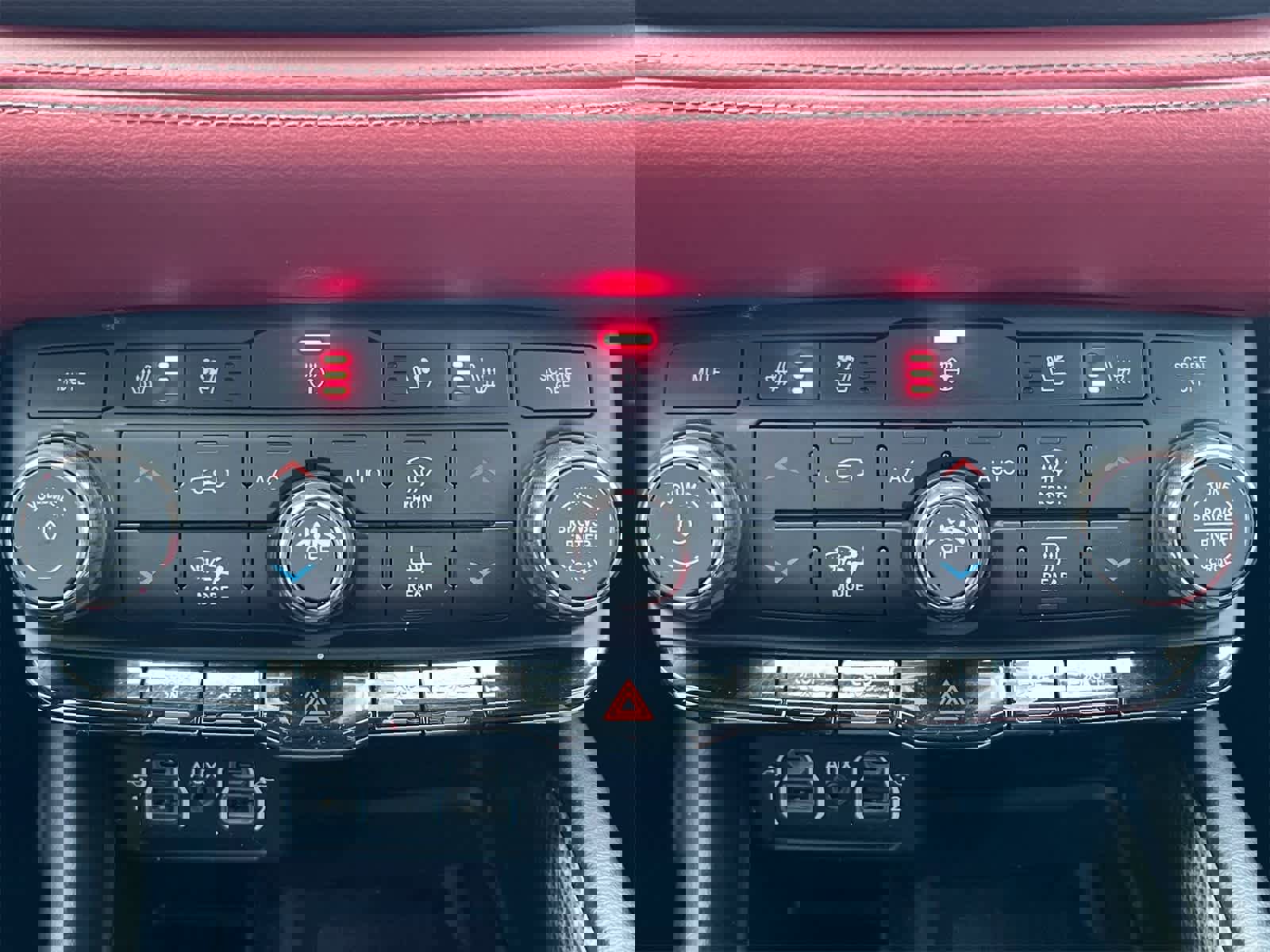 Used 2021 Dodge Durango R/T w/ Blacktop Package image 27