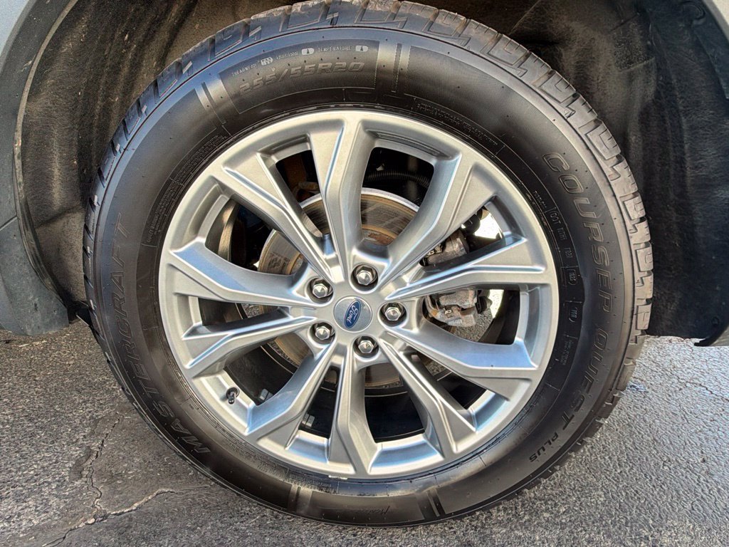 Certified 2022 Ford Explorer Limited AWD/4WD image 57