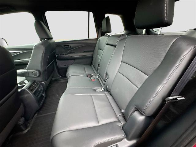 Used 2023 Honda Passport EX-L image 19