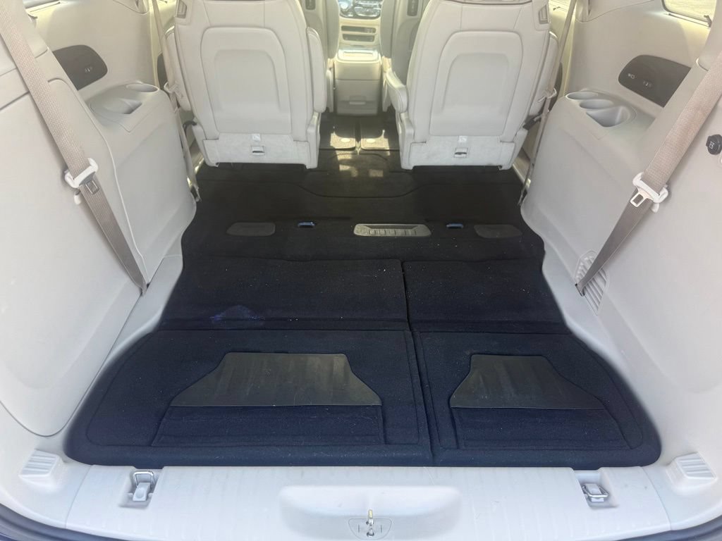 Used 2018 Chrysler Pacifica Limited w/ Advanced Safetytec Group FWD image 55