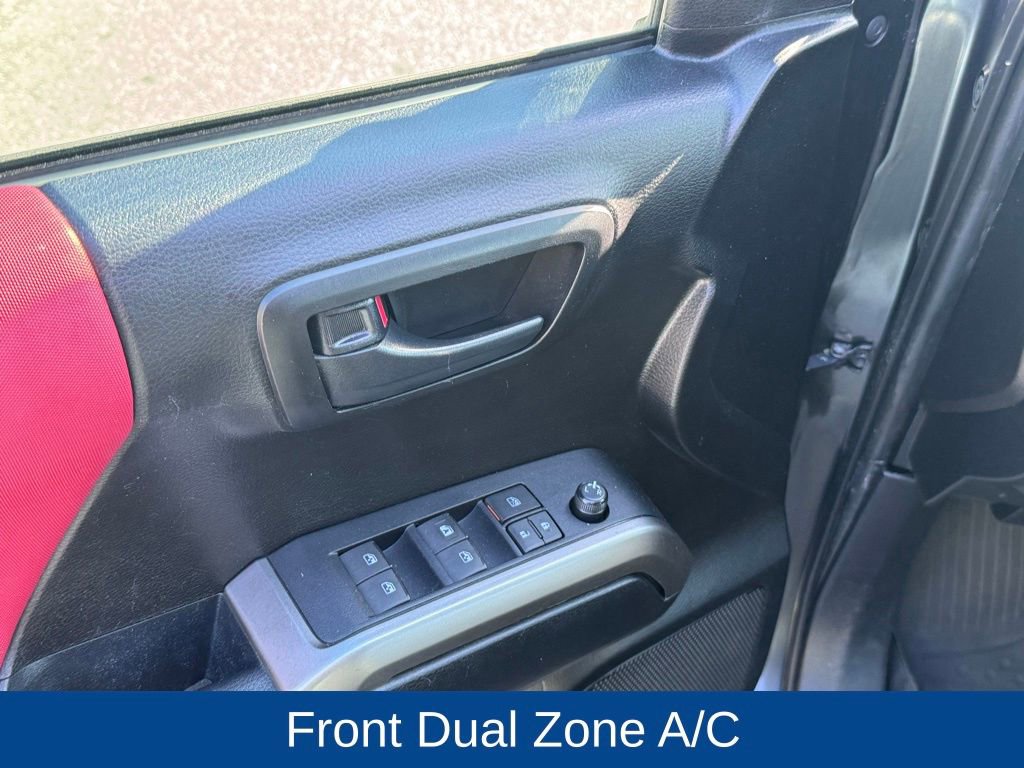 Used 2021 Toyota Tacoma SR5 image 9