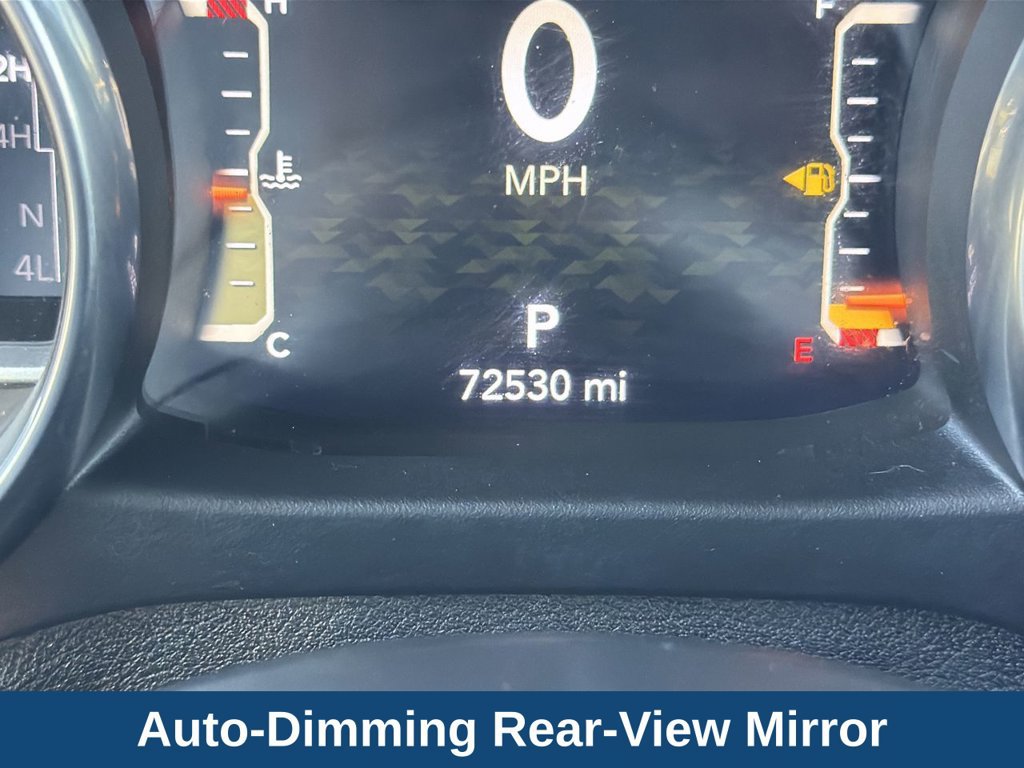 Used 2019 Jeep Wrangler Unlimited Sahara AWD/4WD image 14