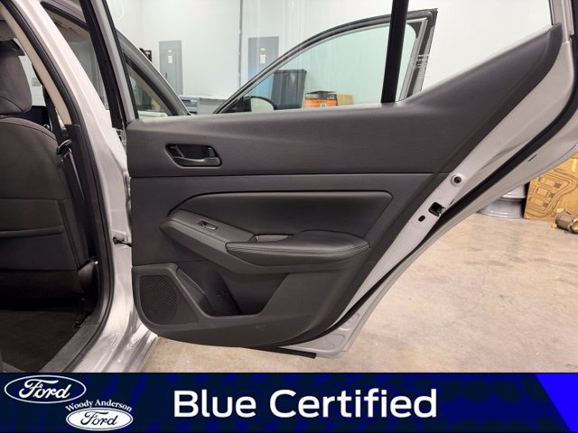 Used 2025 Nissan Altima 2.5 SV FWD image 23