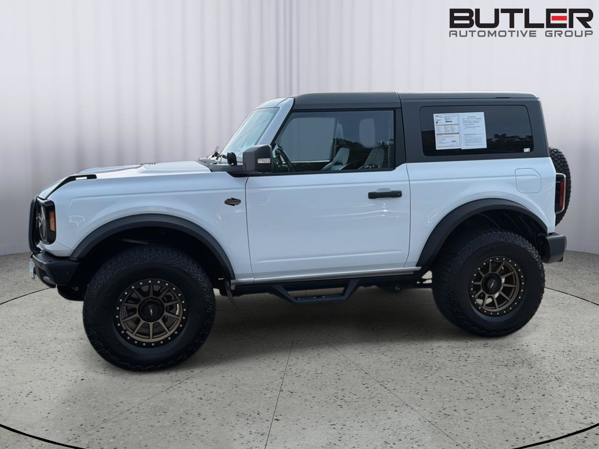 Certified 2023 Ford Bronco Wildtrak AWD/4WD image 3