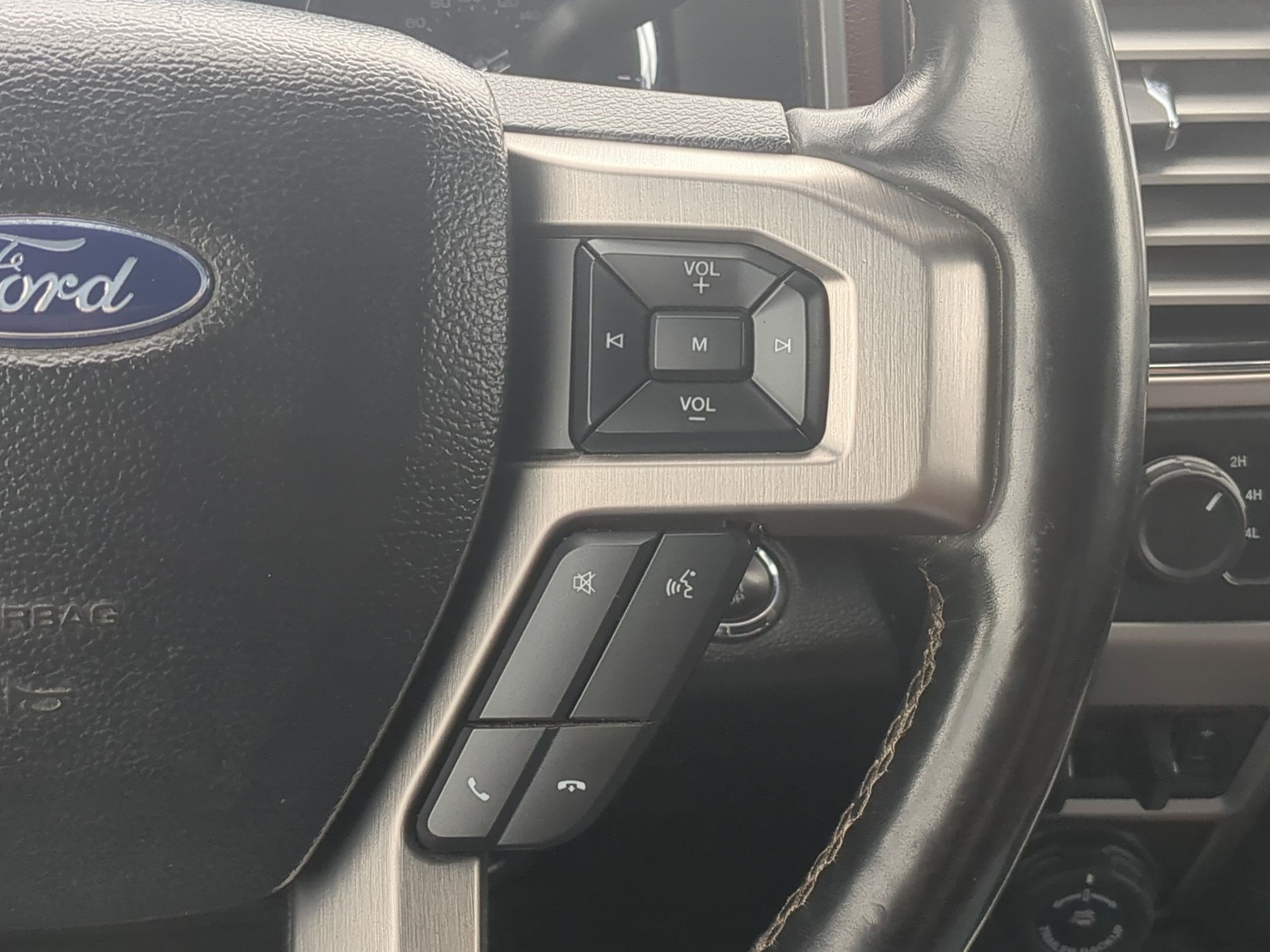 Certified 2021 Ford F350 Platinum AWD/4WD image 21