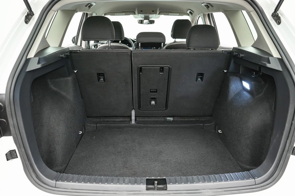 Used 2024 Volkswagen Taos S image 19