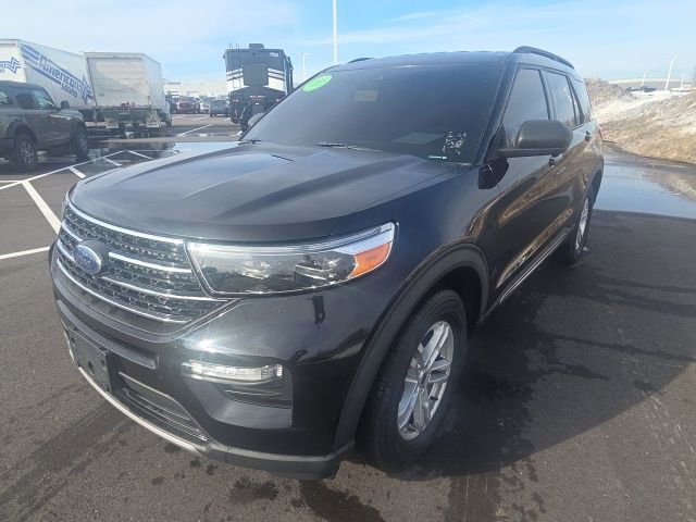 Certified 2020 Ford Explorer XLT w/ Equipment Group 202A image 17