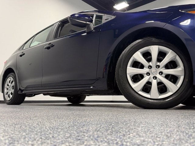Used 2024 Toyota Corolla LE FWD image 3