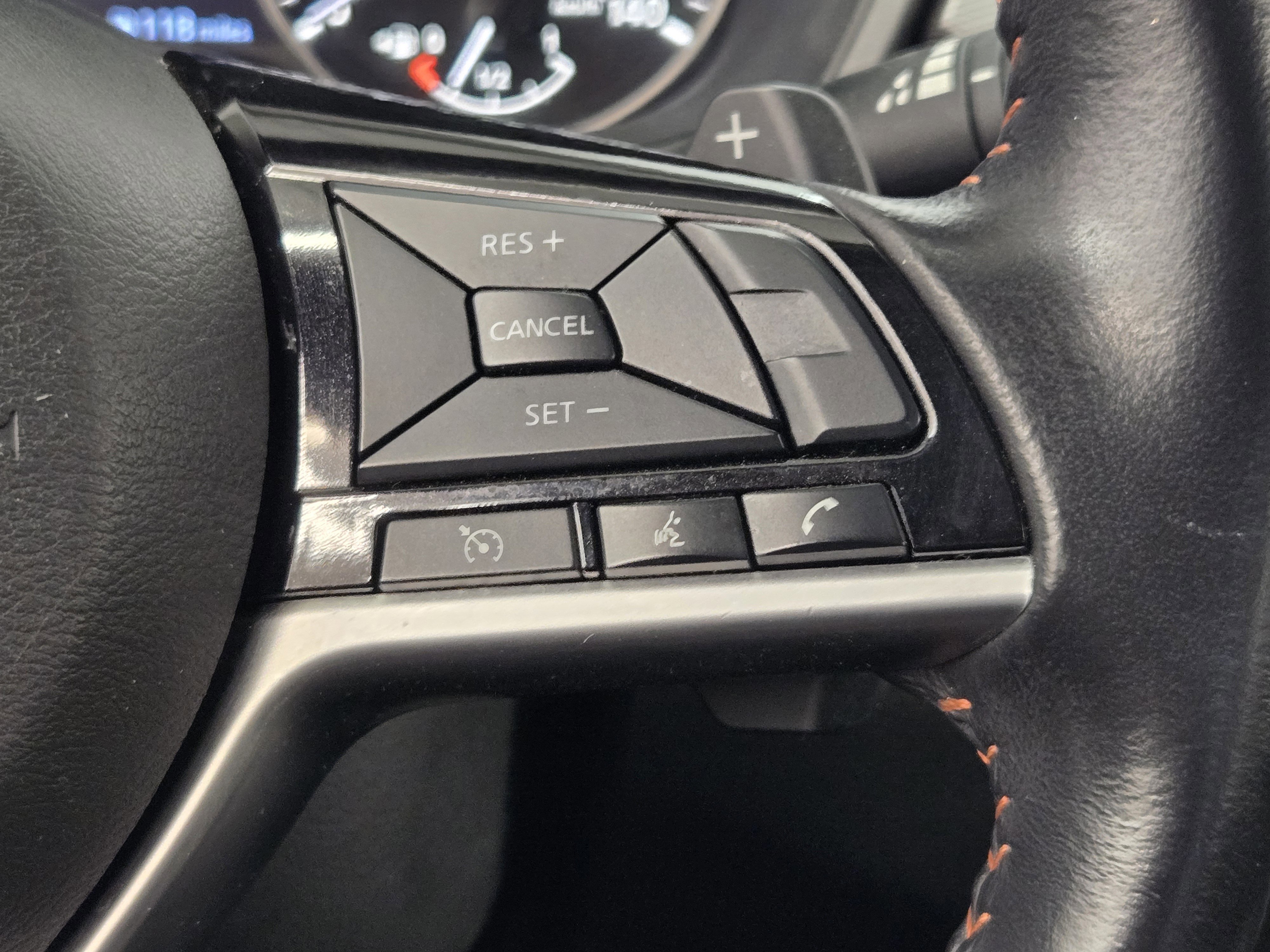 Used 2024 Nissan Altima 2.5 SR FWD image 29