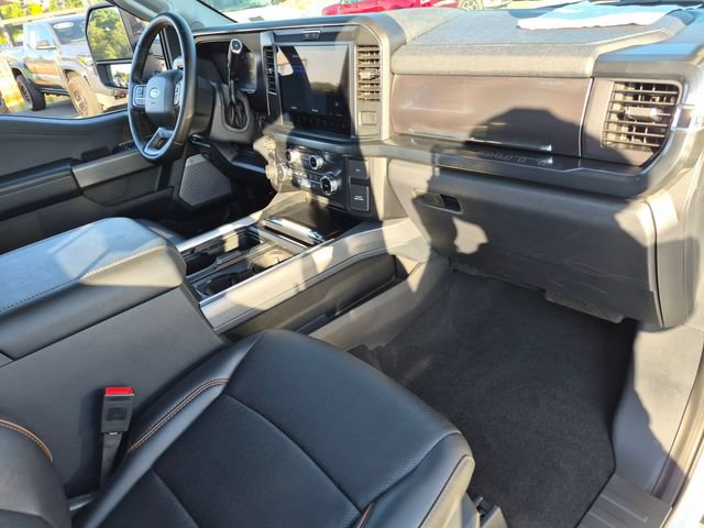 Certified 2025 Ford F450 Lariat w/ FX4 Off-Road Package AWD/4WD image 28