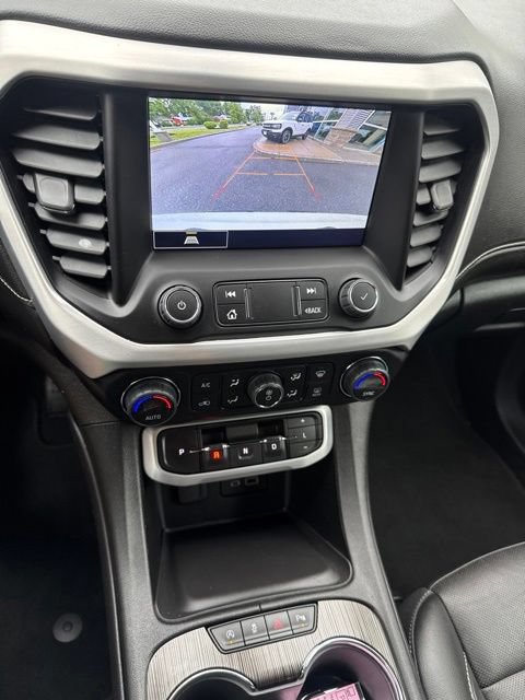 Used 2023 GMC Acadia SLT AWD/4WD image 32