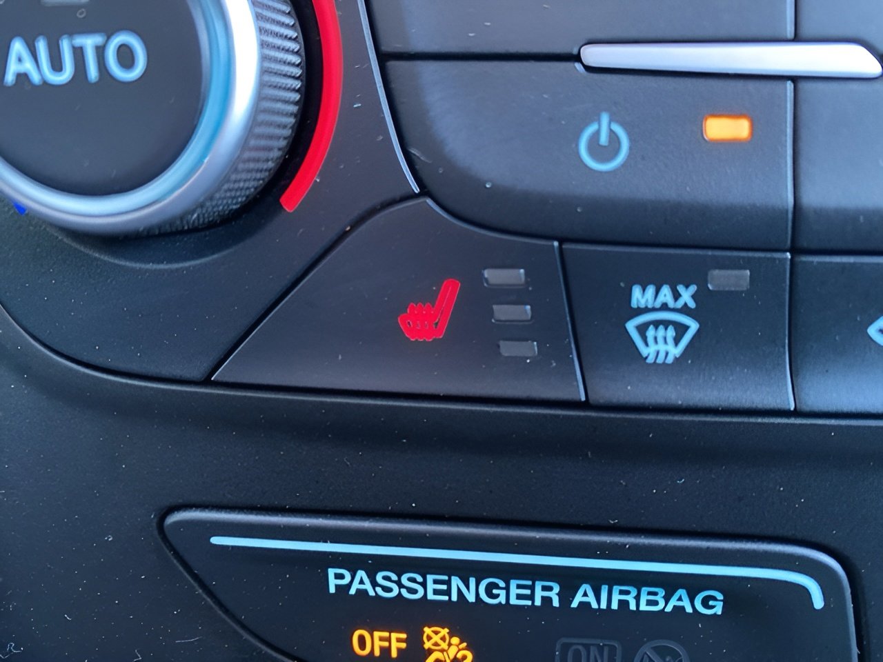 Certified 2019 Ford Escape SE image 22