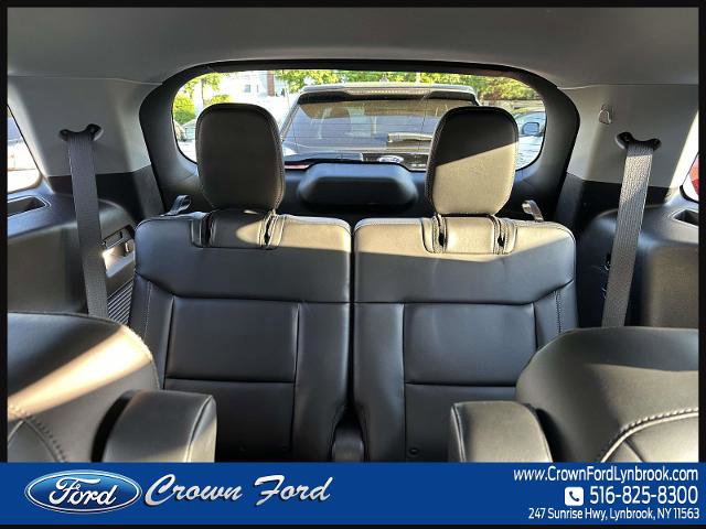 Certified 2022 Ford Explorer XLT w/ Equipment Group 202A AWD/4WD image 12